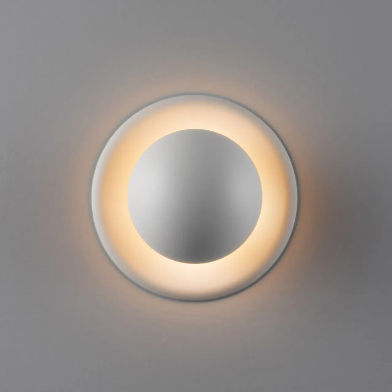 CHROME-DOME-WALL_WHITE-F