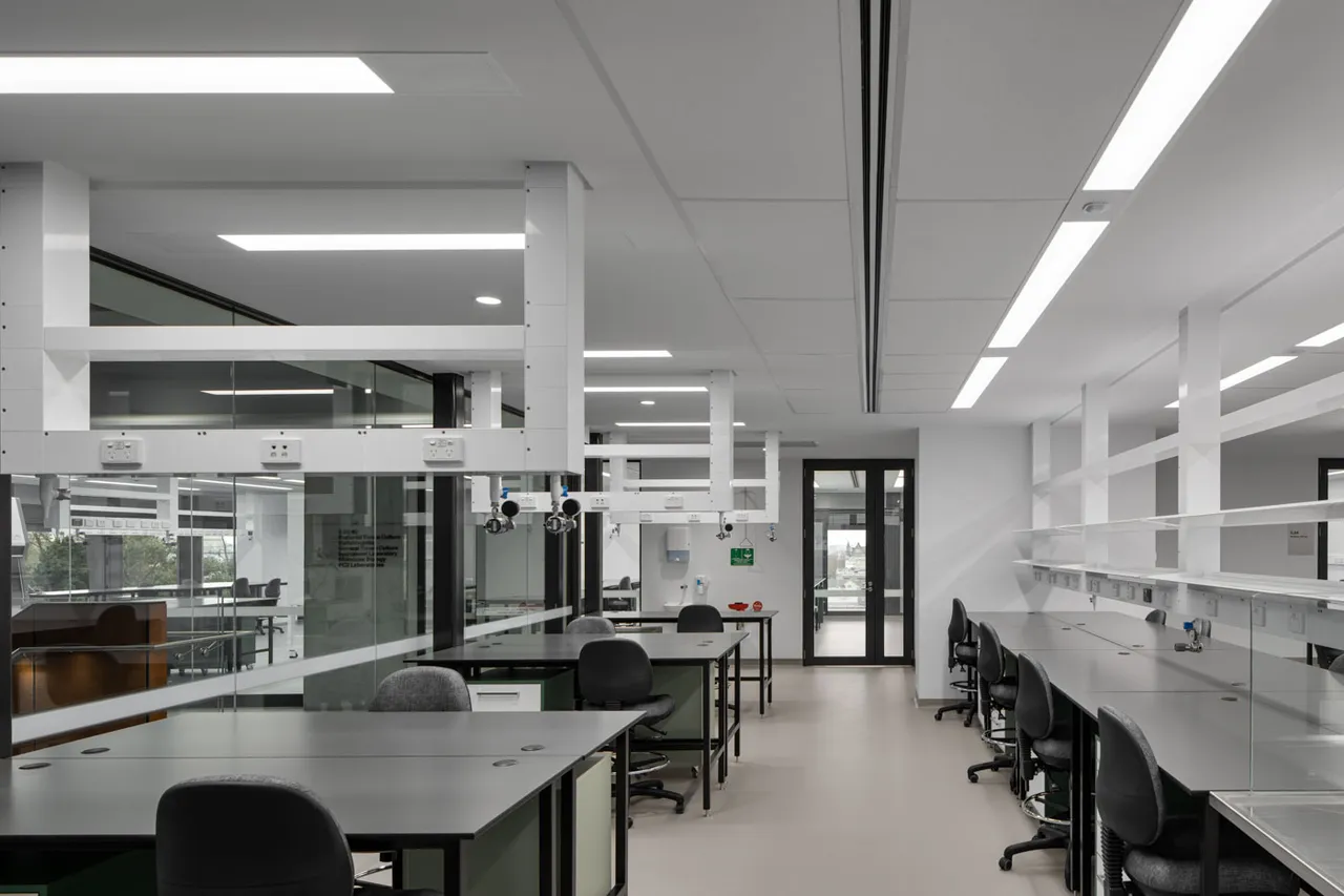 LAB DR. REC by DARKON