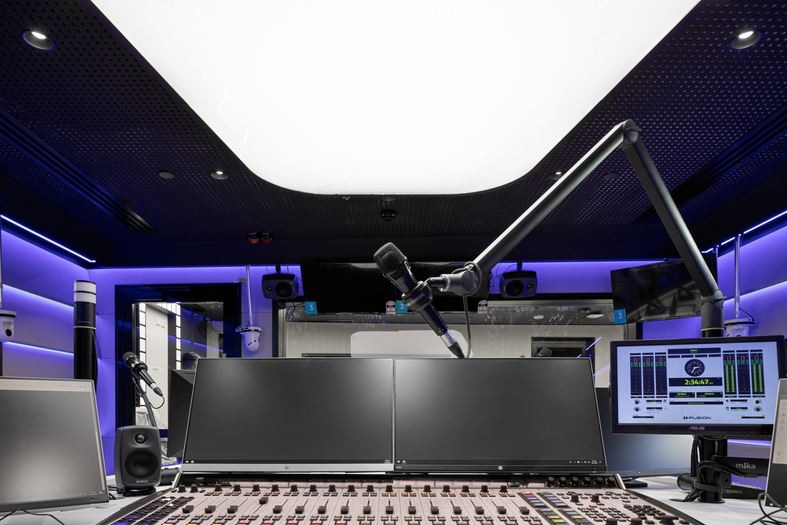 Austereo-045A8301