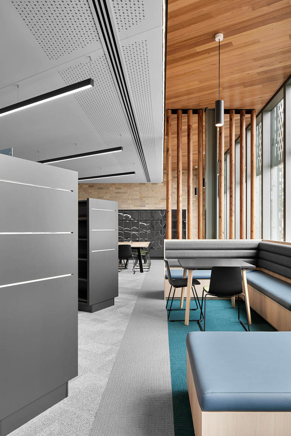 Ivanhoe-Library-26-045A3484