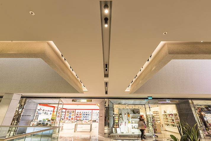 MONARO-MALL-07